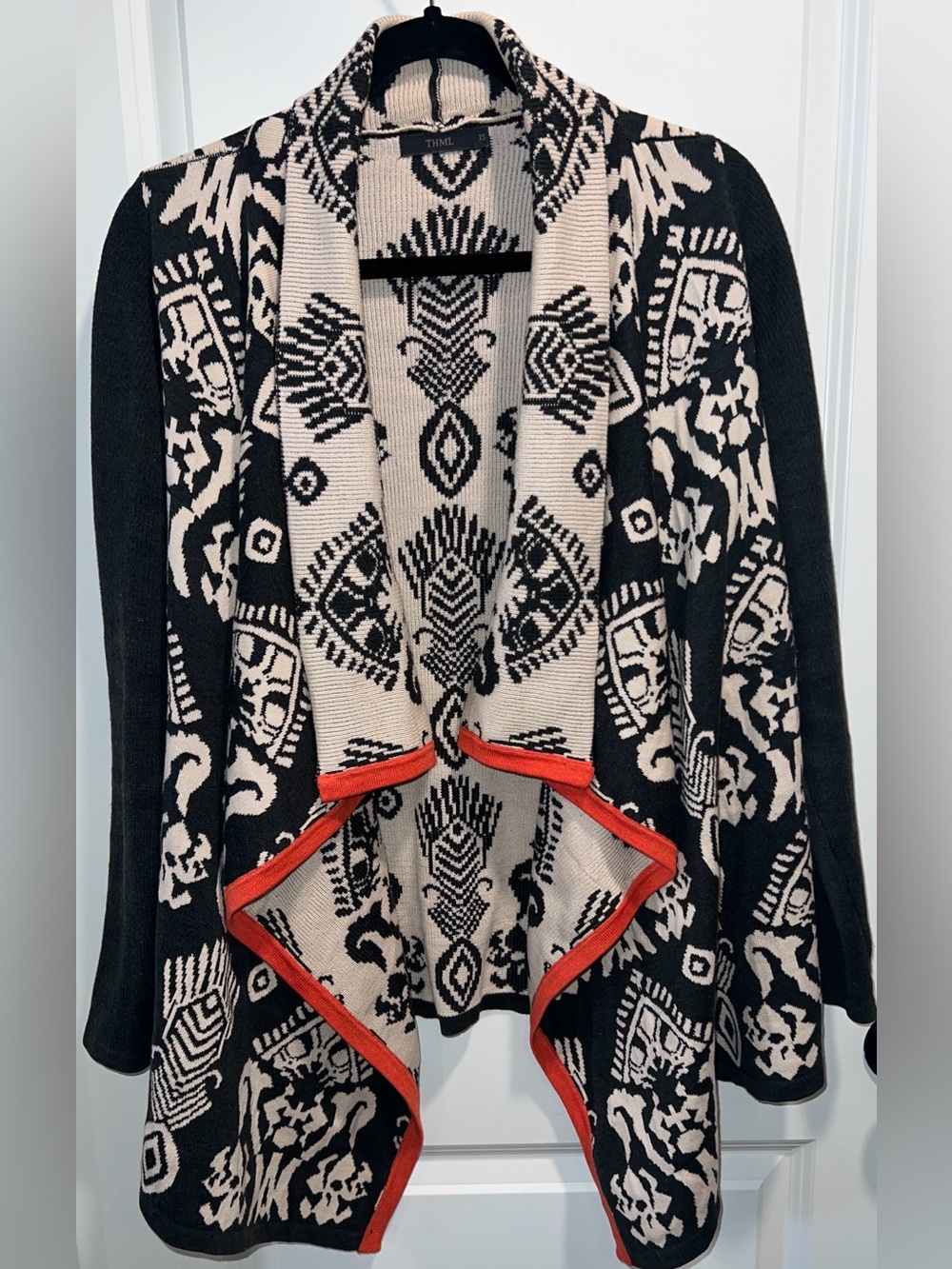 THML Anthropologie Women’s Black and Cream Draped Waterfall Sweater Size XS